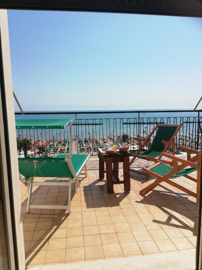 B&B Attico Mare San Benedetto del Tronto Extérieur photo